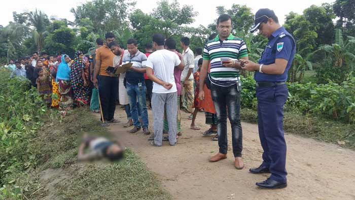 যুবককে কুপিয়ে হত্যা, নেপথ্যে পরকীয়া