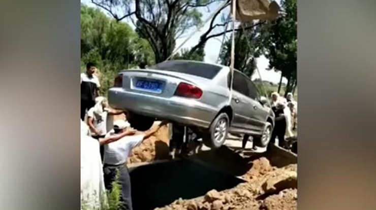 ভাগ্যিস তিনি বিমান ভালোবাসতেন না!