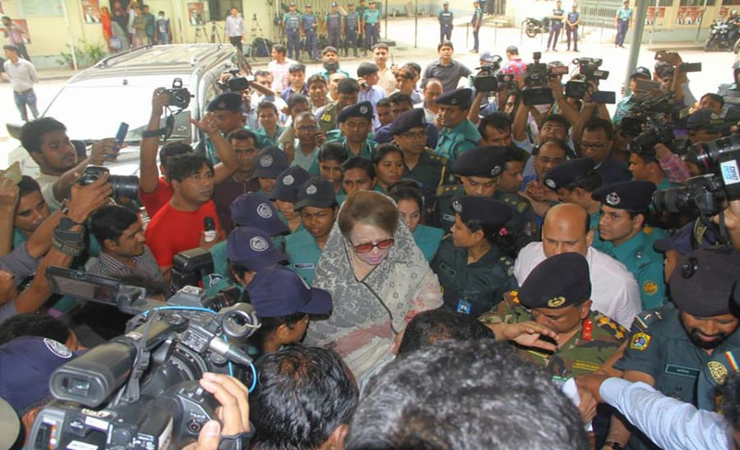 খালেদাকে পরীক্ষার জন্য সিএমএইচে যাওয়ার প্রস্তাব দিচ্ছে সরকার