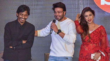 ‘নোলক’-এ থাকছেন পরিচালক রাহা