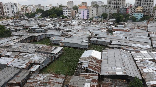 ঢাকার রূপনগর ২২ একর লেক দখল