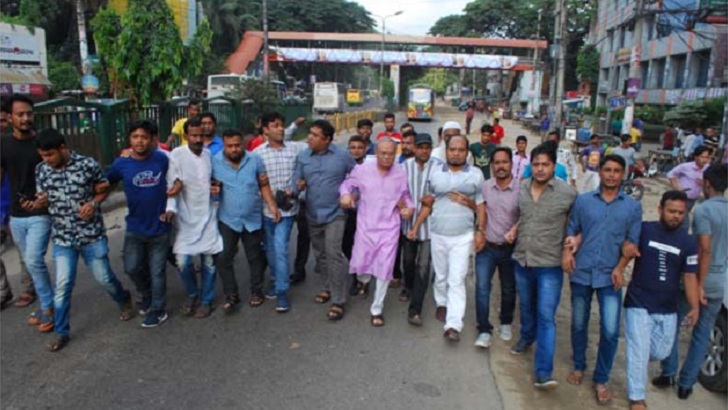 খালেদা জিয়ার মুক্তি দাবিতে রাজধানীতে বিক্ষোভ
