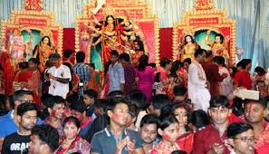 দুর্গাপূজায় পশুবলির প্রতিবাদে শিক্ষার্থীর অবস্থান