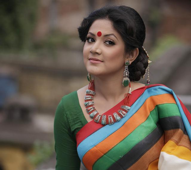বহু বছর পর পূজায় চট্টগ্রামে যাচ্ছি: ঊর্মিলা