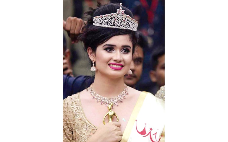 এবারের মিস ওয়ার্ল্ড বাংলাদেশ চ্যাম্পিয়ন ঐশী