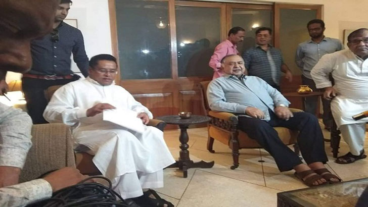ড. কামালের বাসায় আ’লীগের সংলাপের চিঠি