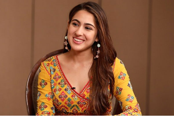 পাকিস্তানিরা বছরজুড়ে সারা আলী খানকেই খুঁজেছে