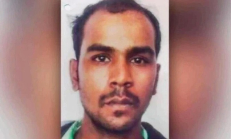 জেলে যৌন নির্যাতনের অভিযোগ নির্ভয়ার খুনির