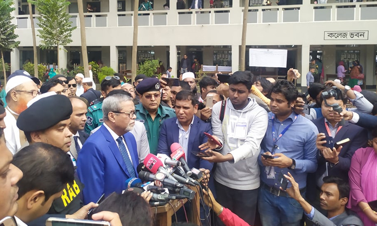 পরিবেশ তৈরি করেছি, ভোটার আনার দায়িত্ব প্রার্থীদের: সিইসি