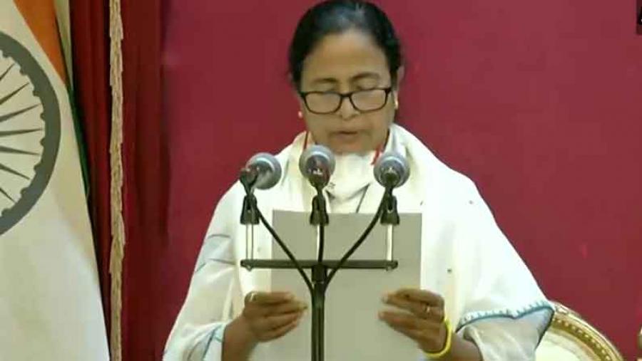 তৃতীয়বারের মতো শপথ নিলেন মমতা