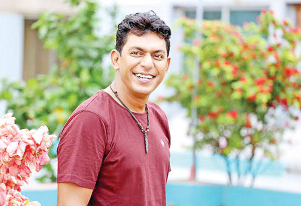 ‘কুরুচিপূর্ণ’ মন্তব্যের অন্যরকম প্রতিবাদ চঞ্চল চৌধুরীর