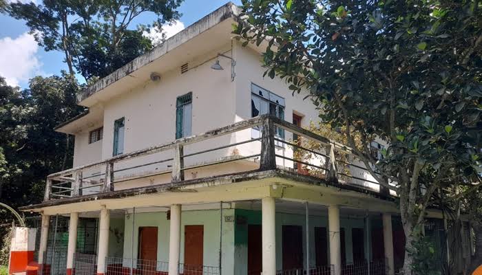বঙ্গবন্ধুর খুনি খন্দকার মোশতাকের বাড়িতে হামলা-ভাংচুর