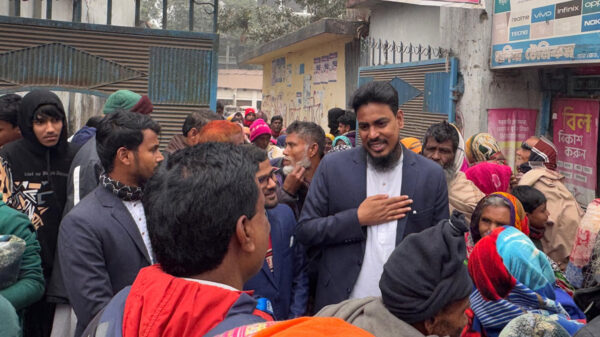আগামী ফেব্রুয়ারি মাসের মধ্যেই জাতীয় নাগরিক কমিটি ও বৈষম্যবিরোধী ছাত্র আন্দোলন একটি ‘মধ্যমপন্থী’ রাজনৈতিক দল ঘোষণা