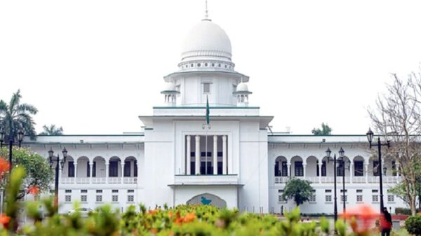 নিরাপদ খাবার ও ব্যবহারযোগ্য পানিকে দেশের প্রত্যেক নাগরিকের জন্য মৌলিক অধিকার হিসেবে ঘোষণা হাইকোর্টের