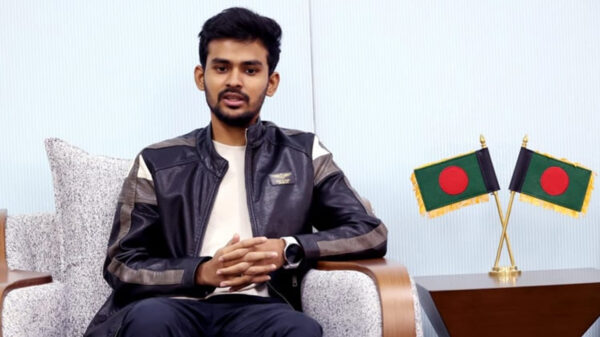 নির্বাচন নিয়ে অনিশ্চয়তা নেই : উপদেষ্টা আসিফ মাহমুদ