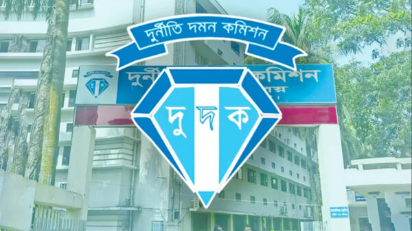 পদ্মা সেতুর ভূমি অধিগ্রহণে দুর্নীতি খুঁজে পেয়েছে দুর্নীতি দমন কমিশন