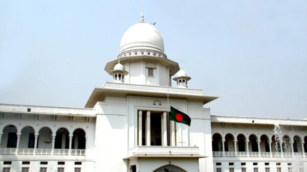 ব্যাংক ও আর্থিক প্রতিষ্ঠানের বাইরে ব্যক্তি পর্যায়ে চড়া সুদে লেনদেন ও দাদন বন্ধে রুল জারি হাইকোর্টের