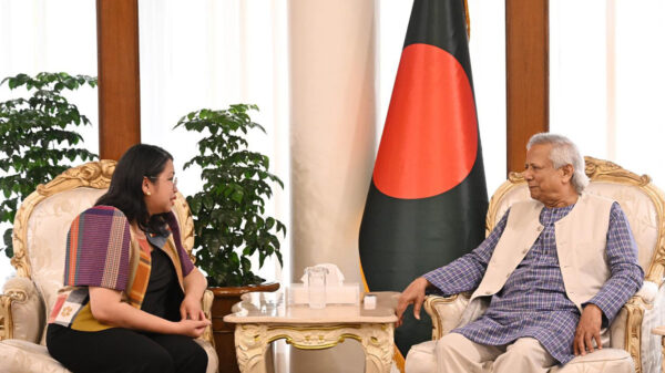 ড. মুহাম্মদ ইউনুসের সঙ্গে ফিলিপাইন রাষ্ট্রদূতের সৌজন্য সাক্ষাৎ