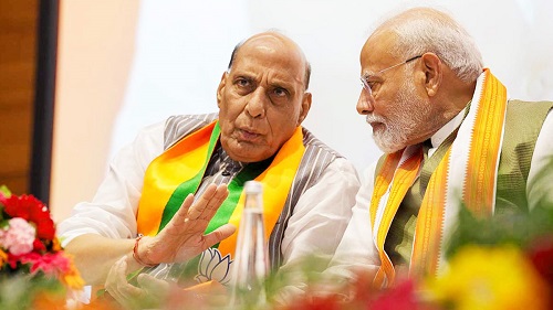 ভারতের ওপর খারাপ দৃষ্টি কারিদের উপযুক্ত জবাব দেয়ার অঙ্গীকার রাজনাথ সিং এর