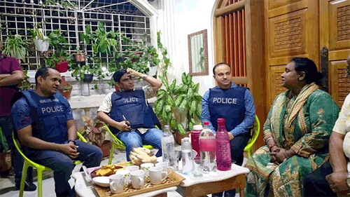 নারায়ণগঞ্জ সিটি করপোরেশনের সাবেক মেয়র ডা. সেলিনা হায়াৎ আইভীকে গ্রেফতার