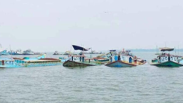 ঈদুল আজহায় নৌপথে ১০ দিন বাল্কহেড চলাচল বন্ধ