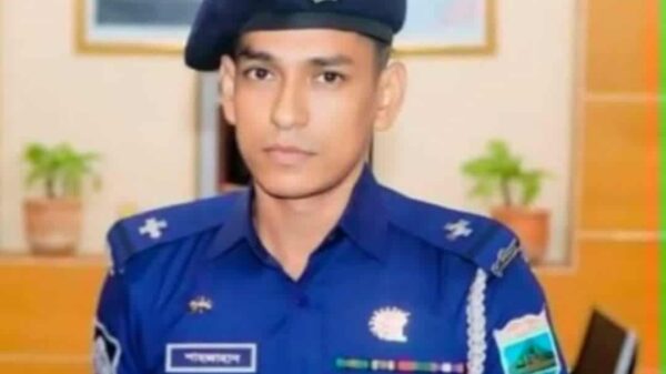 নিরীহ জনগণকে নির্যাতন কারী মোকামতলা পুলিশ তদন্ত কেন্দ্রের এএসআই শাহাজাহান এখন ও বহাল তবিয়তে