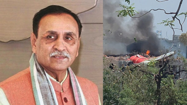 ভারতের বিধ্বস্ত হওয়া বিমানটিতে ছিলেন গুজরাটের সাবেক মুখ্যমন্ত্রী বিজয় রূপানি