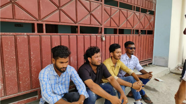 প্রবেশপত্র না পেয়ে এইচএসসি পরীক্ষায় অংশ নিতে পারেনি জামালপুরের ১৭ শিক্ষার্থী