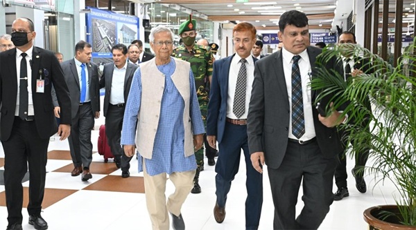 নিউইয়র্ক সফর শেষে ঢাকার উদ্দেশে প্রধান উপদেষ্টা