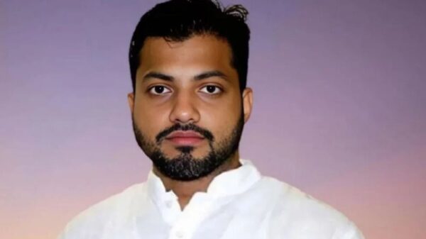 নির্বাচনে ঢাকা-৬ আসন থেকে বিএনপির প্রার্থী হয়ে লড়বেন ইশরাক হোসেন