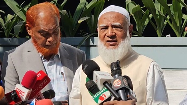 বাংলাদেশ জামায়াতে ইসলামী ধর্মকে ব্যবহার করে রাজনীতি করে না: ডা. শফিকুর রহমান