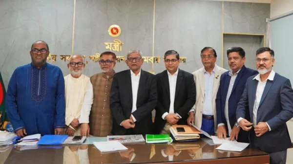 দলীয় প্রতীকে স্থানীয় নির্বাচনের বিষয়টি সংসদে নির্ধারিত হবে: স্থানীয় সরকার মন্ত্রী মির্জা ফখরুল