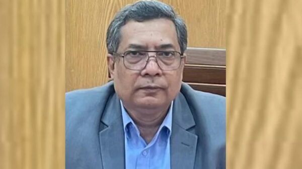 সামষ্টিক অর্থনৈতিক স্থিতিশীলতা নিশ্চিতে সরকারের প্রতি উচ্চ প্রত্যাশা ড. মঞ্জুরের