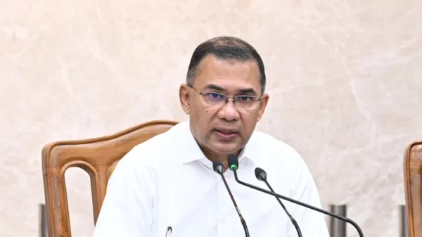 যানজট নিরসনে ট্রাফিক ব্যবস্থা ঢেলে সাজাতে বিশেষজ্ঞদের সঙ্গে কথা বলেছেন প্রধানমন্ত্রী