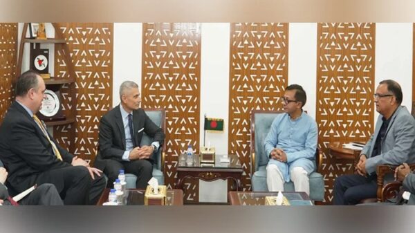 বাণিজ্যমন্ত্রীর সাথে যুক্তরাষ্ট্রের দক্ষিণ ও মধ্য এশিয়া বিষয়ক মার্কিন সহকারী পররাষ্ট্রমন্ত্রীর বৈঠক