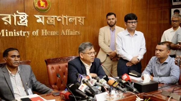 পোশাক শ্রমিকদের বেতন-বোনাস সময়মতো নিশ্চিত করতে ফোকাল পয়েন্ট নিয়োগ