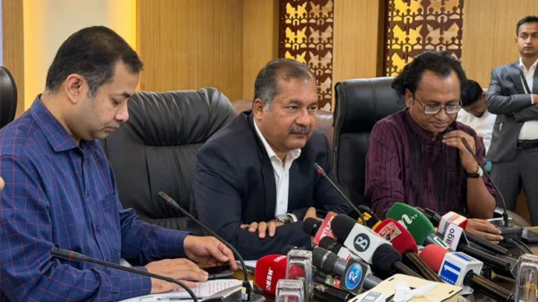 সরকারের বহুমুখী উন্নয়ন ও অগ্রগতি তুলে ধরলেন তথ্যমন্ত্রী