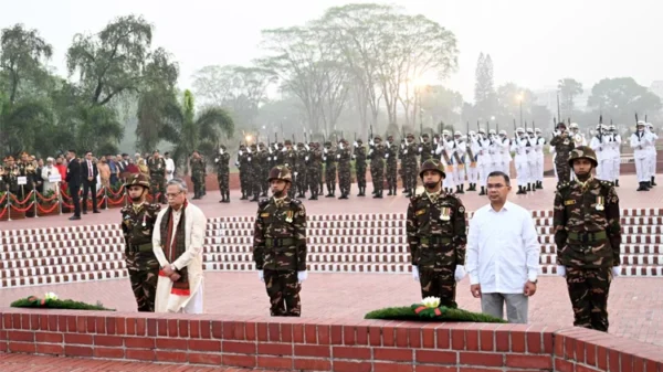 জাতীয় স্মৃতিসৌধে রাষ্ট্রপতি-প্রধানমন্ত্রীর শ্রদ্ধা নিবেদন