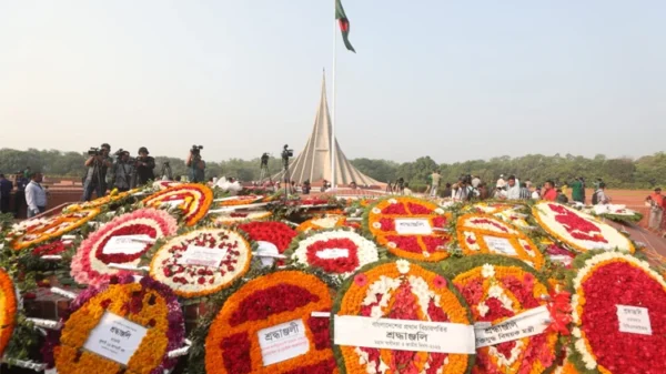 যথাযোগ্য মর্যাদায় স্বাধীনতা ও জাতীয় দিবস উদ্‌যাপিত