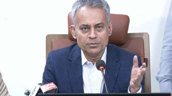 বাংলার জয়যাত্রা জাহাজের হরমুজ অতিক্রমের কূটনৈতিক চেষ্টা চলছে : শেখ রবিউল আলম