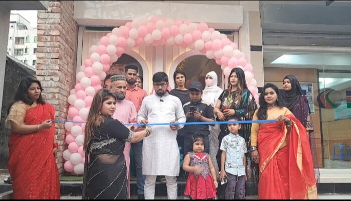 ডেমরায় শিপু মেকওভার অ্যান্ড ট্রেনিং সেন্টার-এর শুভ উদ্বোধন